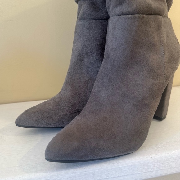 Zigi Sogo Saray Bootie - Size 6 - Picture 4 of 9